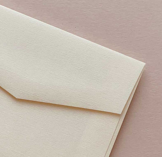 diy invitation paper coco linen ivoire ivory closeup