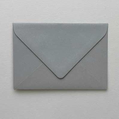 envelope gmund cement grey