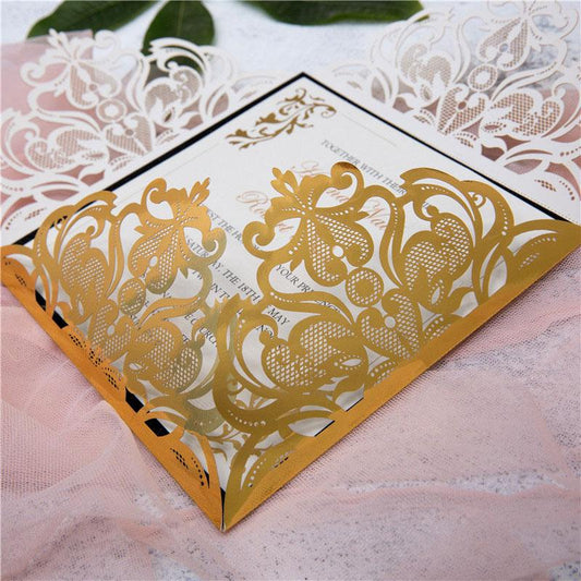 'Folded Gates Mirror' - SQ Laser-cut Gate Fold