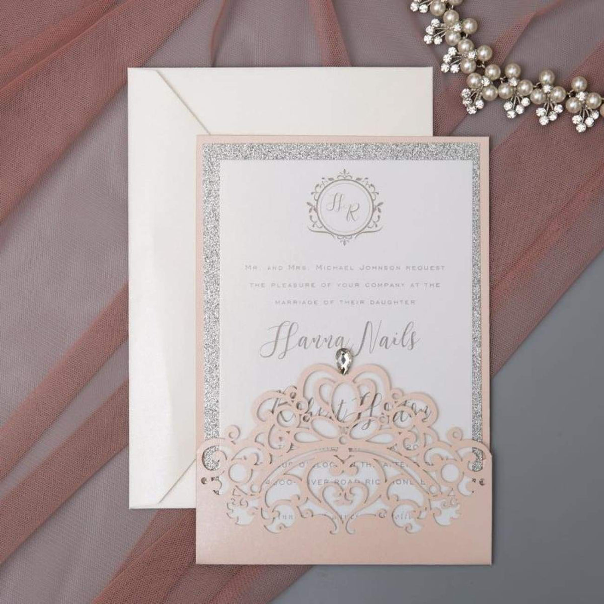 'Crown Quinceanera' - Laser cut Sleeve
